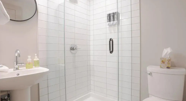 2 Bedrooms Superior Apartment Basecamp Suites Banff