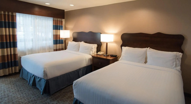 Четырёхместный номер Standard HiMark Hotel