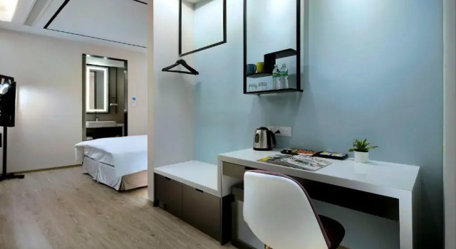 Двухместный номер Standard с балконом Uinn Business Hotel - Taipei Shilin