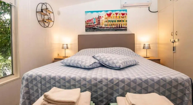 Appartement met zwembad en prachtige tuin