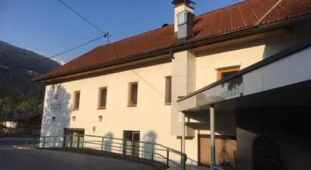 Frühstücks-Radpension Taurer-Thoman, Book Hotel Dellach im Drautal Nassfeld