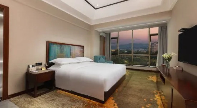 Люкс Deluxe HongHeYi Boutique Hotel