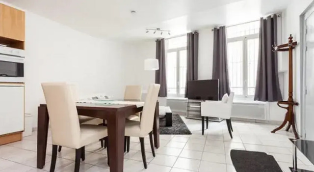 Colombet - Valfere, Забронировать Отель Монпелье Hérault, рядом с Торговая палата Hôtel Saint-Côme