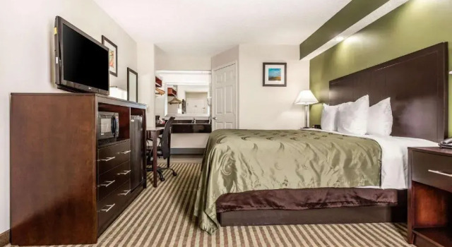 Номер Standard Quality Inn Lancaster