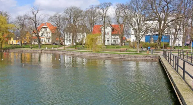 Stadtvilla an der Mueritz SEE 8970, Забронировать Апартаменты/квартира Варен Мюриц, рядом с Volksbad