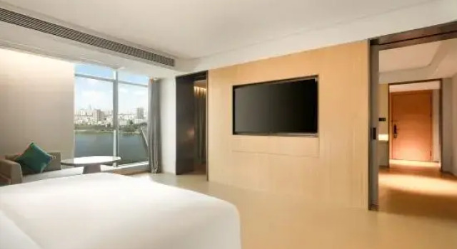 Люкс JI Hotel (Huizhou Shuidong Street Binjiang Branch)