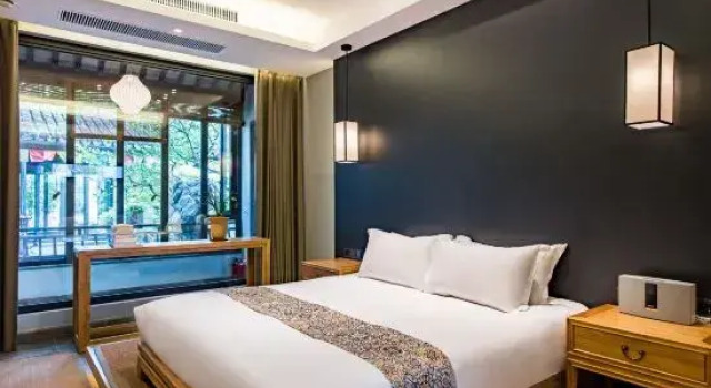 2 makuuhuonetta Sviitti Taimuting Hotel