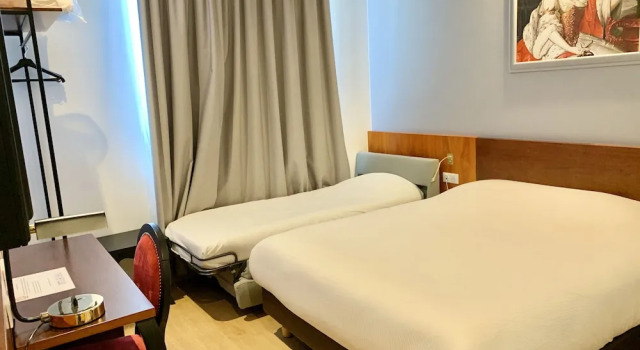 Трёхместный номер Standard Hotel des Lys
