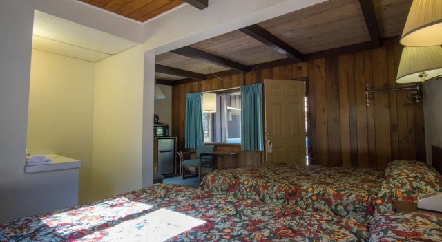 Mountain Pine Motel, Buchen Sie Motel Motels in Montana, Motel