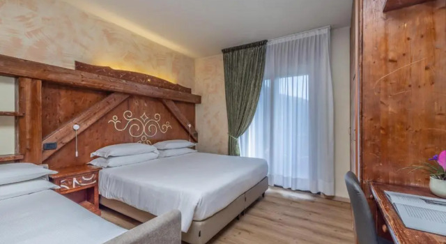 Двухместный номер Standard с видом на горы Garden Wellness Hotel S