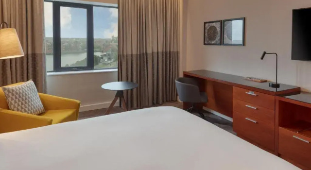 Номер Guest Отель Hilton Belfast