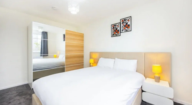 Коттедж Deluxe Modern 3 Bedroom House in  Stratford