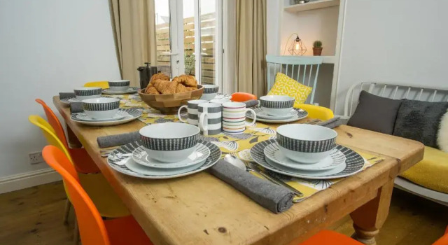 House for Families or Groups near Cardiff City Centre