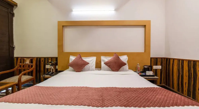 Номер Deluxe Hotel Admire Inn Sec - 44 By ASPL