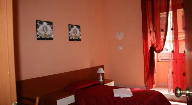 Holiday House Roma Vaticano, Забронировать Отель «постель и завтрак» Отели Лацио с завтраком, Завтраки