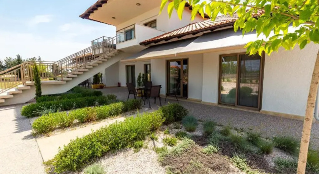 Апартаменты Varkes Suites 1