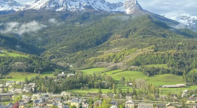 Апартаменты Appartement Hauteur Barcelonnette Vue Exceptionnelle