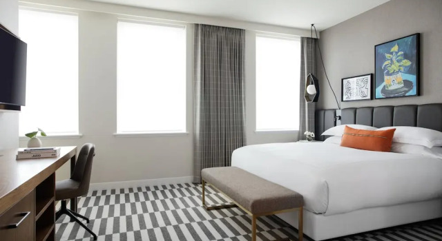 Люкс Kimpton - Harper Hotel by IHG