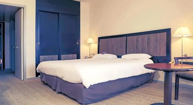 Номер Classic с видом на гавань Mercure Port La Grande Motte
