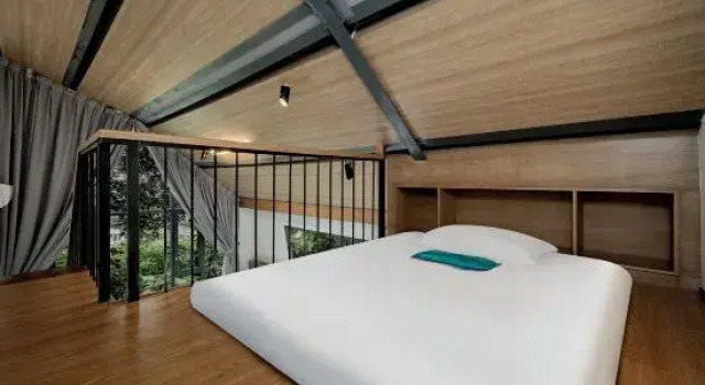Люкс Дуплекс с видом на внутренний двор Guangzhou Shijian Xiangjing Qixidi Homestay