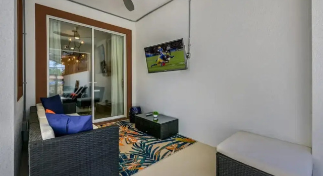 Relax in Style at This Spacious 4-bedroom Villa, Varaa Villa Kissimmee Kissimmee