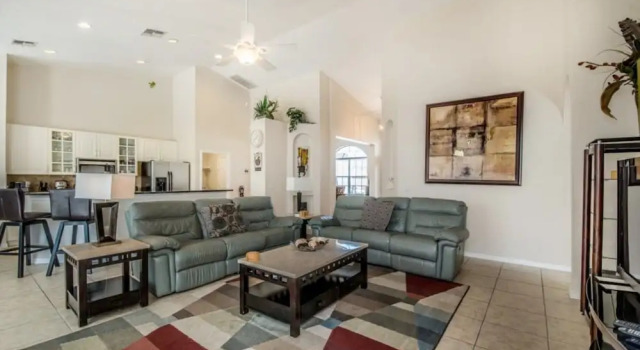 Вилла с 5 комнатами Beautiful Villa With Private Pool, Orlando Villa 1488