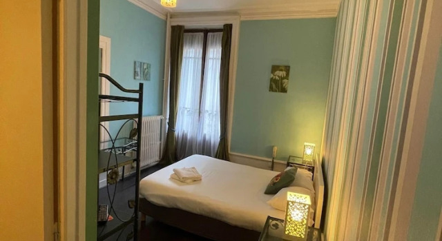 Двухместный номер Standard с балконом Hôtel Le Carré dAix - Digital Access