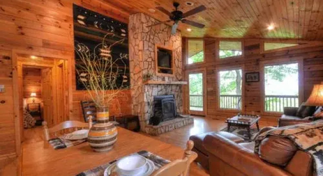 Dream Circle Cabin