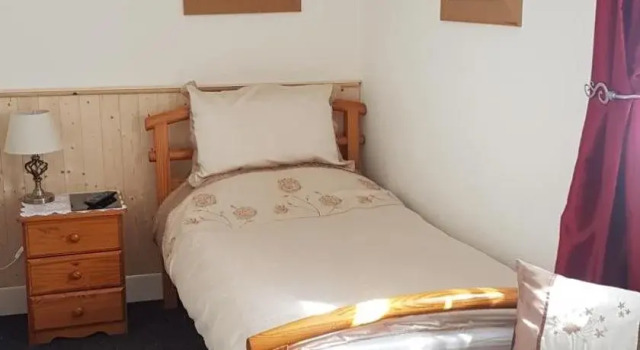 Larchwood Hotel, Забронировать Отель Отели Сканторп 3 звезды, рядом с Музей Северного Линкольншира, 3*