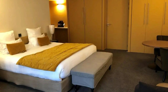 Полулюкс с видом на улицу Hôtel LAdresse