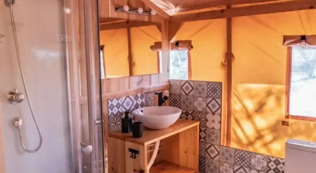 Safari Tent With Private Pool in Albufeira