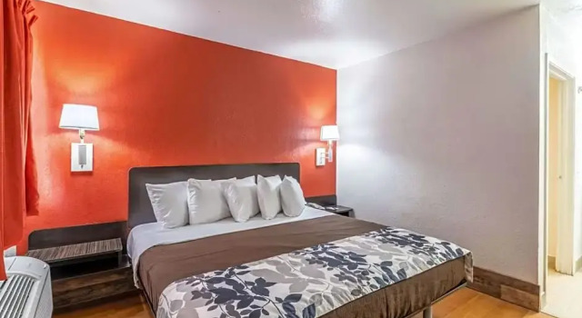Standard Zimmer Rodeo Inn
