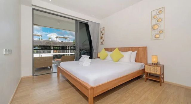 Апартаменты Deluxe Laguna Beachside residences apartamens, walking distance to the sea