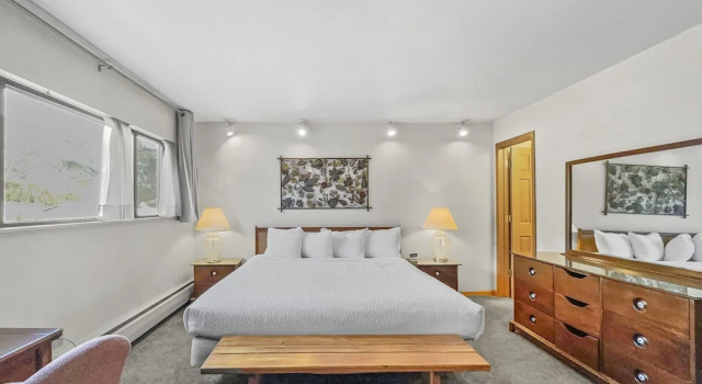 Cj404 Copper Junction 3 Bedroom Condo by RedAwning