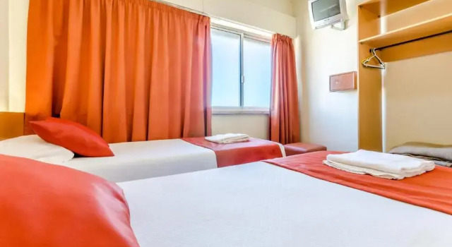 Трёхместный номер Standard Residencial Jardim da Amadora