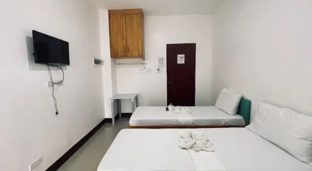 Трёхместный номер Deluxe A and A Bed and Breakfast Inn powered by Cocotel