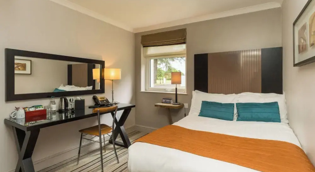 Трёхместный номер Standard Hartsfield Manor