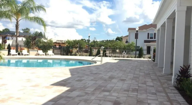 West Lucaya 3224, Buchen Sie Ferienwohnung Hotels in Four Corners mit Pool, Schwimmbad