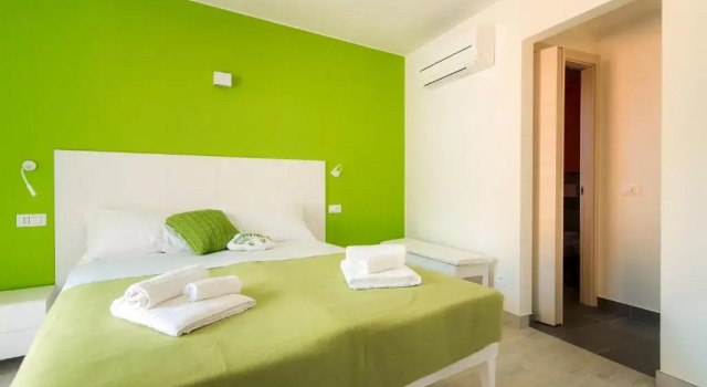 Appartamento Persico - Lake view and private parking, Prenota Appartamento Hotel a Como con parcheggio, Parcheggio