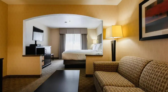 Люкс Holiday Inn Express Bothell by IHG