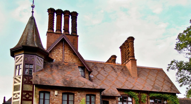 The Five Arrows Hotel