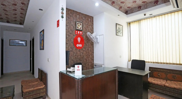 OYO 11656 Singh Suites, Забронировать Отель Отели Гургаон с завтраком, рядом с Global Business Park, Завтраки