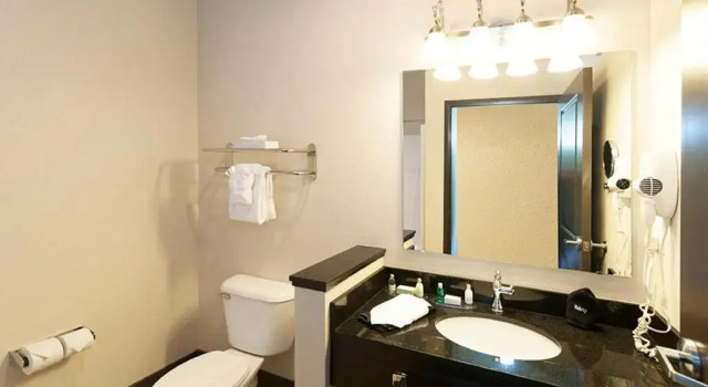 Двухместный номер Standard с видом на окрестности Park Point Marina Inn
