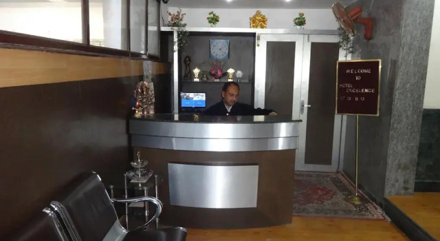Hotel Excellent, Забронировать Отель Отели Нью-Дели с парковкой, Парковка