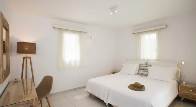 Люкс Hotel Charissi
