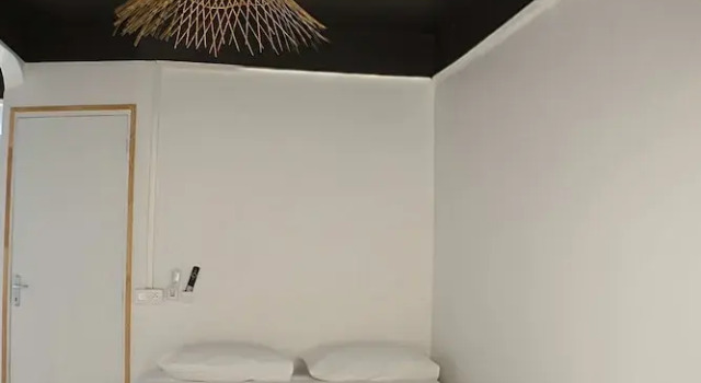 Airport Manini Lodge Studio 3, Забронировать Апартаменты/квартира Отели Таити с парковкой, Парковка