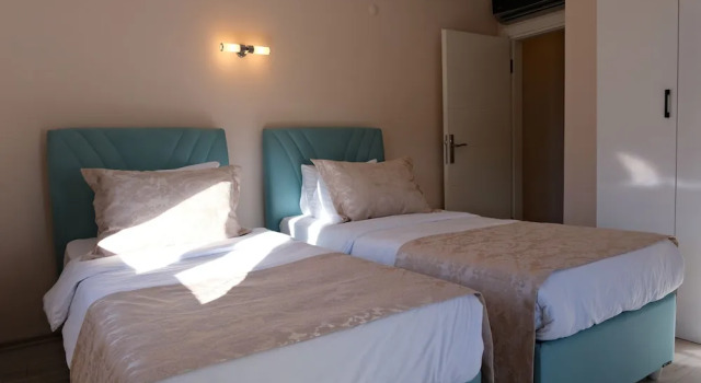 Апартаменты с 2 комнатами с балконом и с видом на море Şahin Tepesi Apart Otel