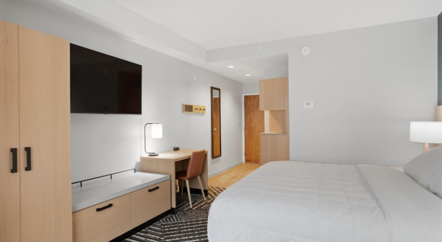 Номер Standard Hyatt House Thunder Bay