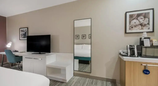 Двухместный номер Premium Hilton Garden Inn Oklahoma City Midtown