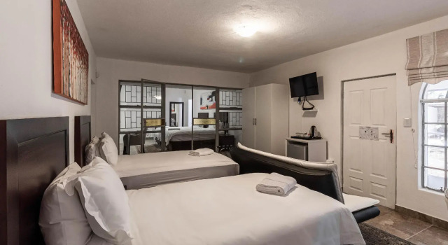 Двухместный семейный номер Standard Graceland Conference & Lifestyle Centre